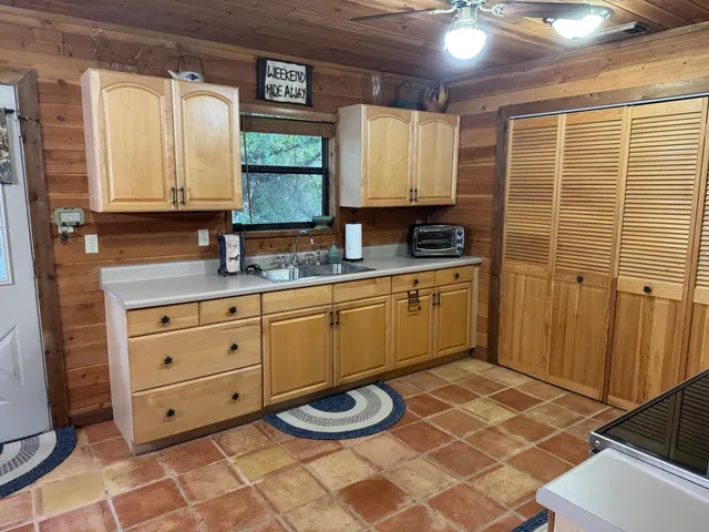 $3,500 | 32801 Highway 441, Okeechobee, FL 34972