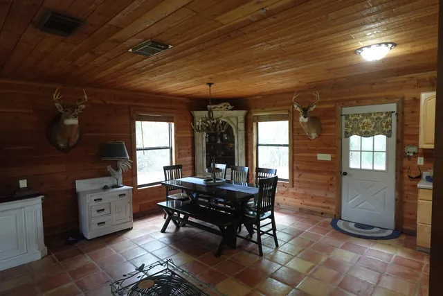 $3,500 | 32801 Highway 441, Okeechobee, FL 34972