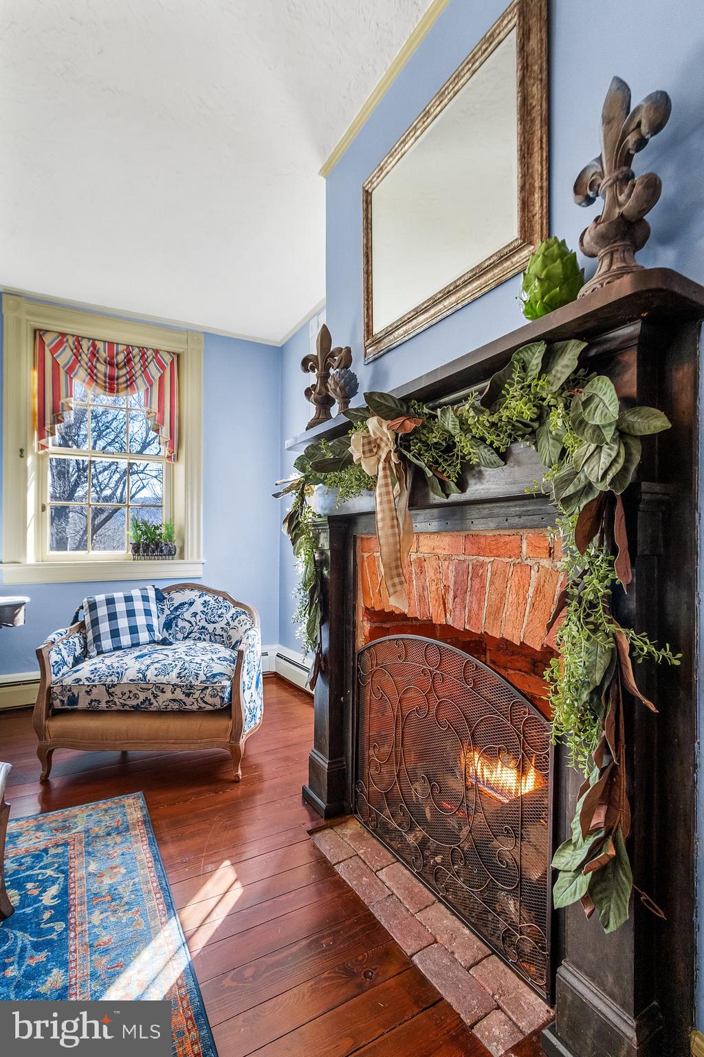 1632 Old River Road Marietta, PA 17547 - Photo 19 of 94 1632 Living Room