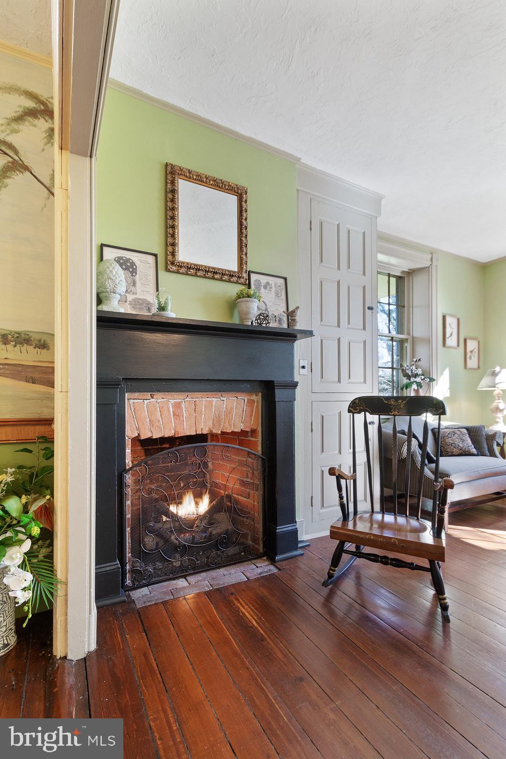 1632 Old River Road Marietta, PA 17547 - Photo 23 of 94 1632 Sitting Room