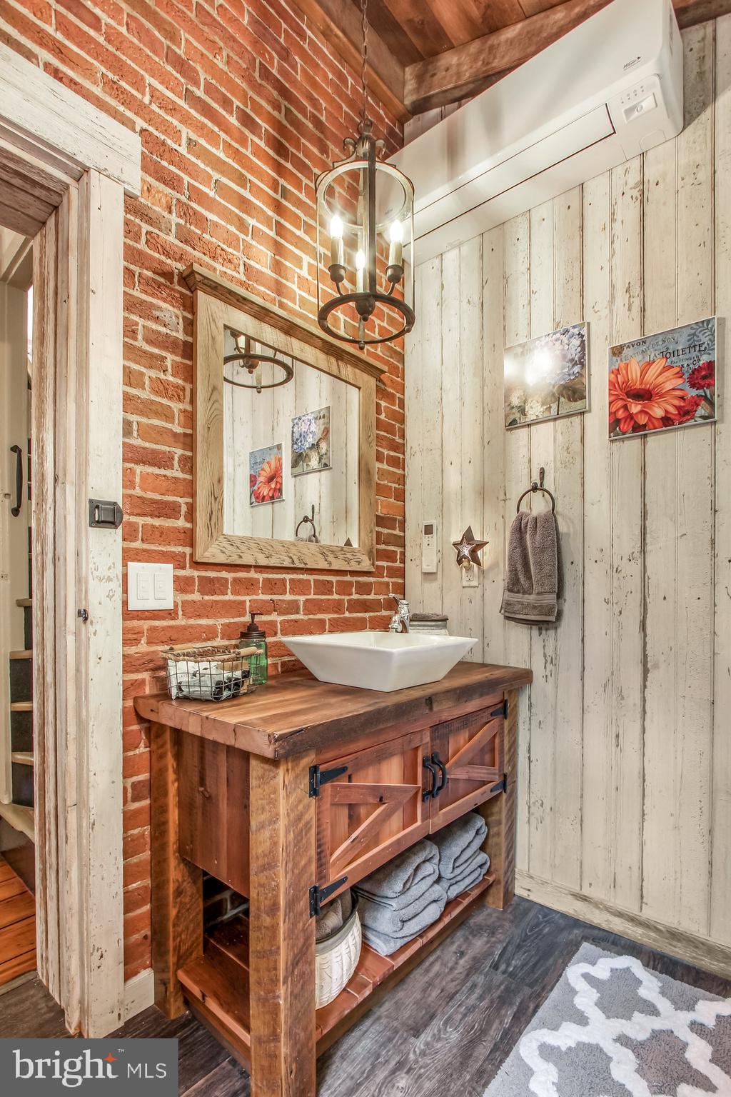 1632 Old River Road Marietta, PA 17547 - Photo 68 of 94 Bathroom 1