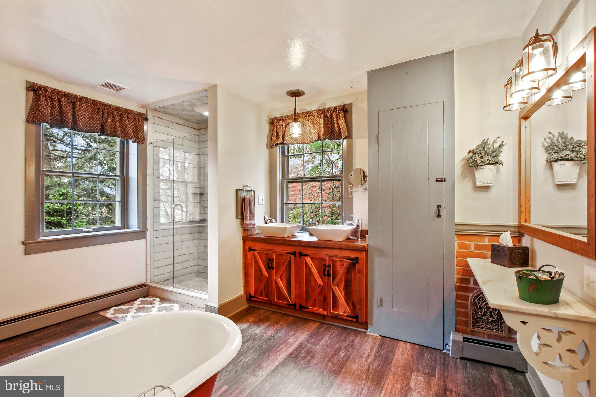 1632 Old River Road Marietta, PA 17547 - Photo 69 of 94 Bathroom 2