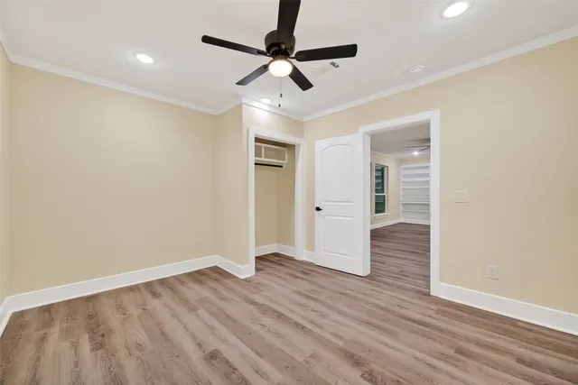 $2,295 | 2725 Avenue F, Rosenberg, TX 77471