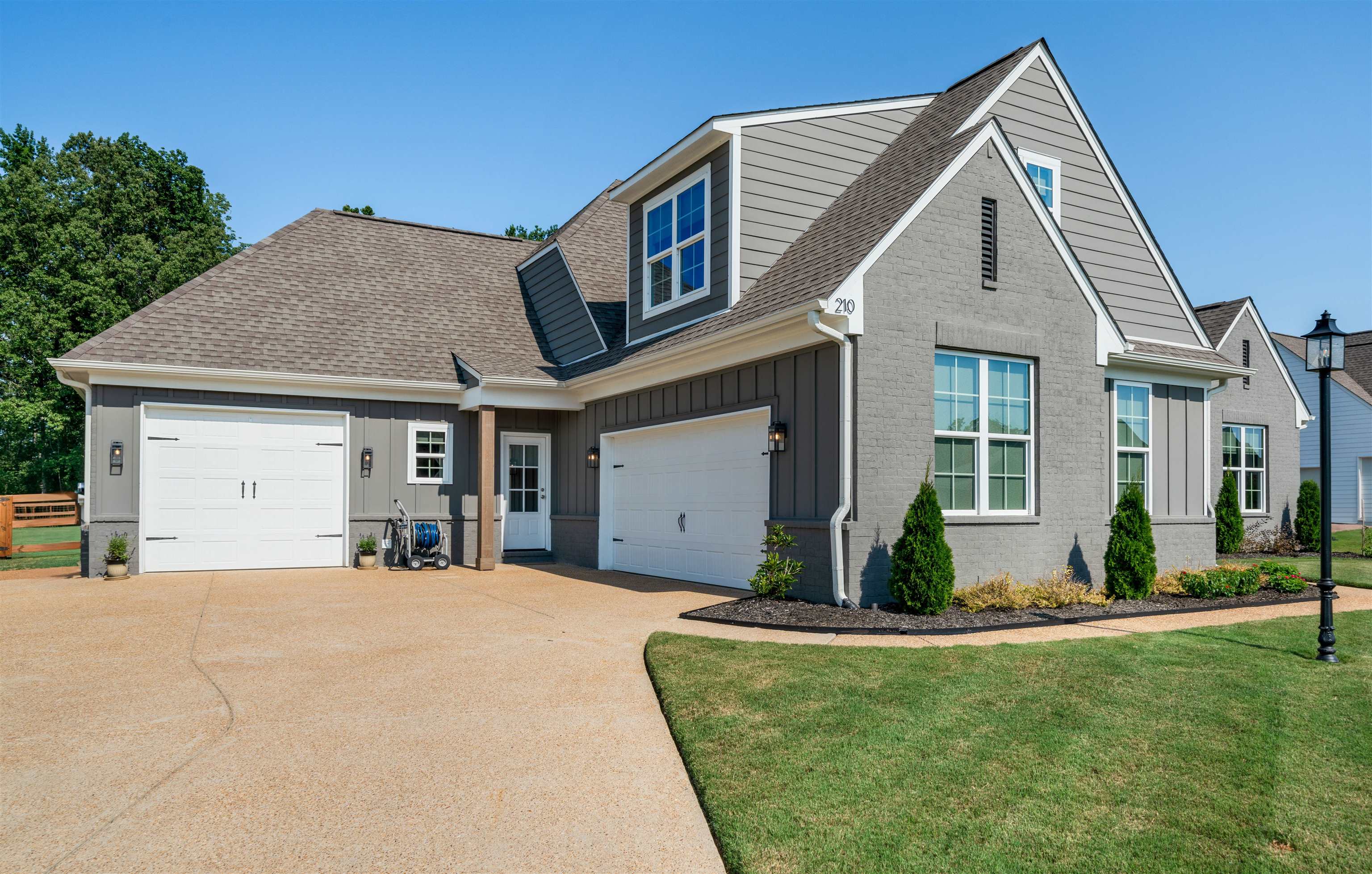 210 Burrow Drive Collierville, TN 38017 - Photo 3 of 35