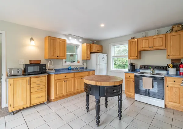 $569,900 | 225 Spectacle Pond Road, Brighton, VT 05846