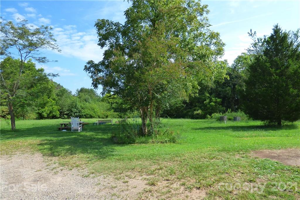 2731 Spencer Road Northeast Conover, NC 28613 - Photo 3 of 4 Gallery Image 3