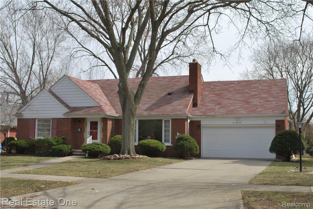 216 North Gulley Road Dearborn, MI 48128 - Photo 1 of 64 DSC_0914.JPG