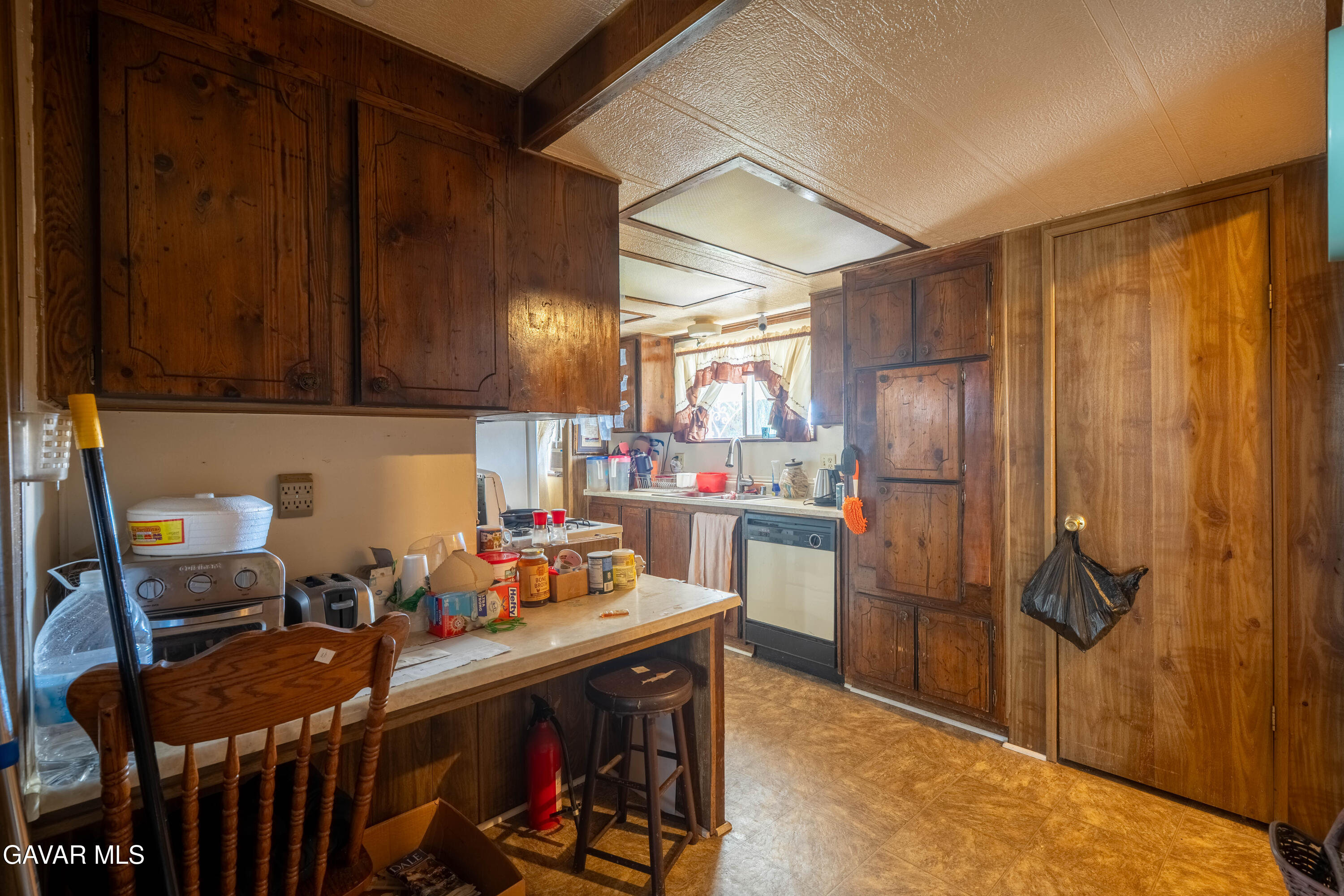 4444 East Ave R Palmdale, CA 93552 - Photo 6 of 14 6