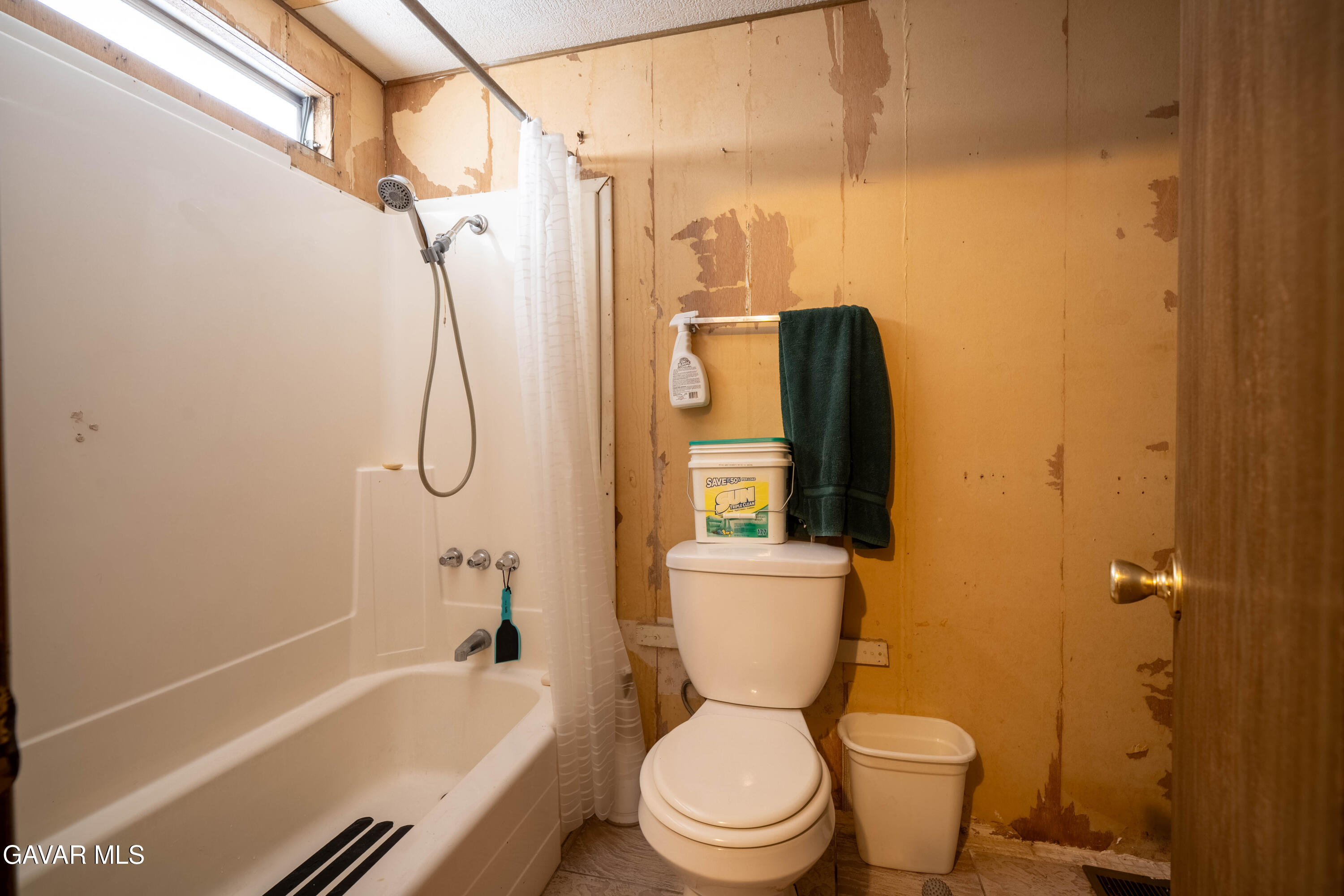 4444 East Ave R Palmdale, CA 93552 - Photo 8 of 14 8