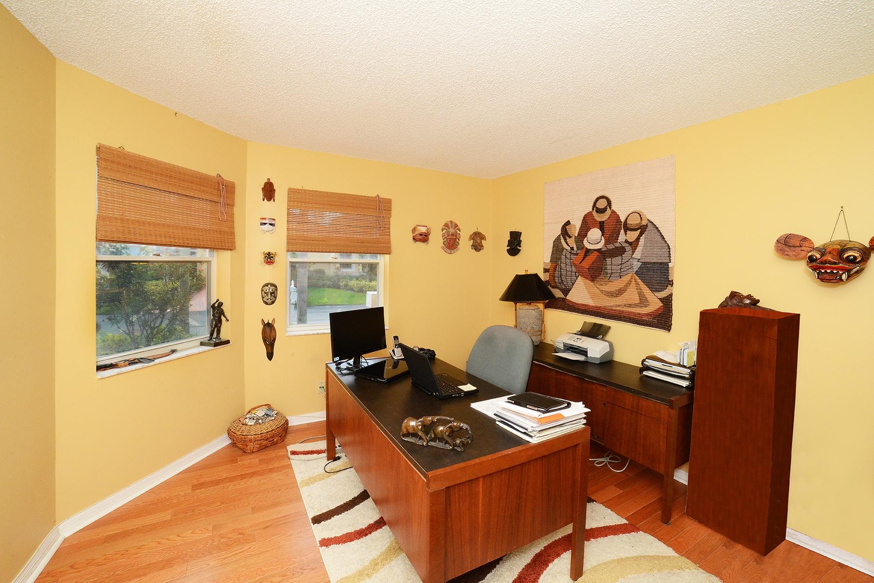 10981 Ladera Lane, Unit B Boca Raton, FL 33498 - Photo 11 of 21 Office/ Bedroom