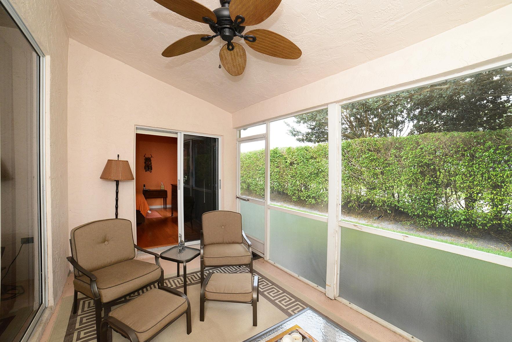 10981 Ladera Lane, Unit B Boca Raton, FL 33498 - Photo 21 of 21 Patio