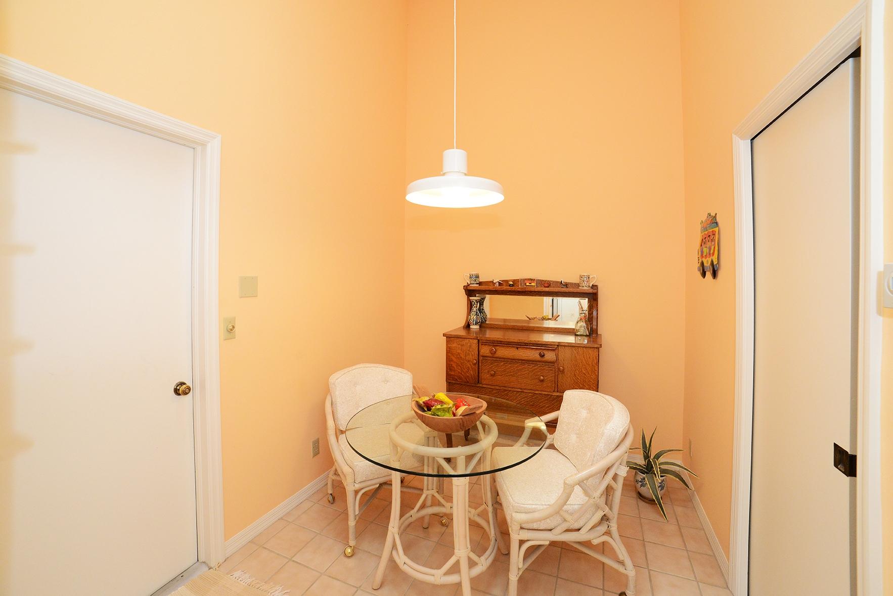 10981 Ladera Lane, Unit B Boca Raton, FL 33498 - Photo 10 of 21 Breakfast Area