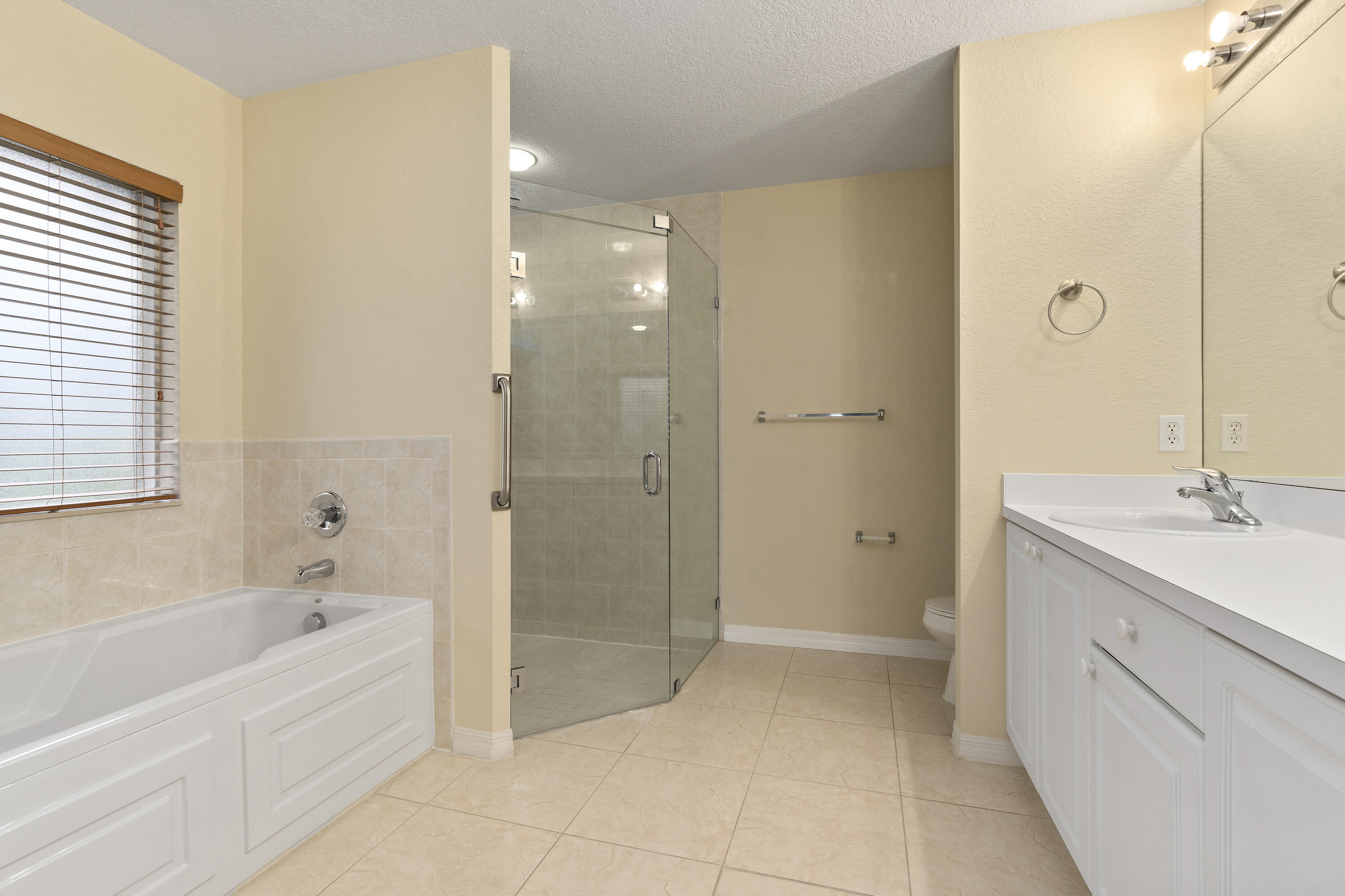 1802 East Sanderling Lane Fort Pierce, FL 34982 - Photo 28 of 50 _DSC1475