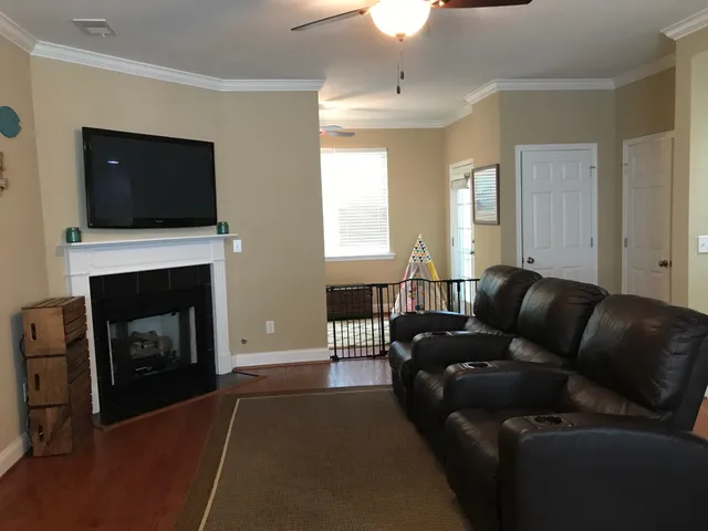 $1,995 | 4055 Hartland Street, Charleston, SC 29414