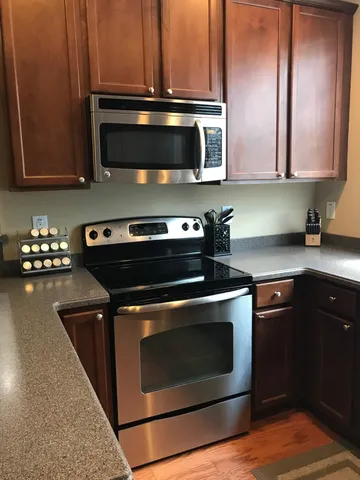 $1,995 | 4055 Hartland Street, Charleston, SC 29414