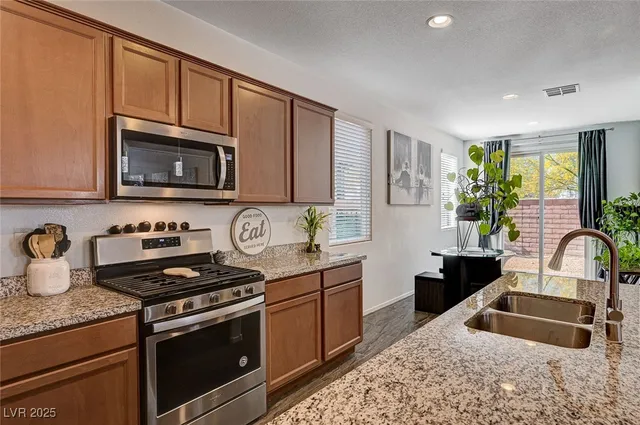 $557,500 | 8164 Golden Cholla Avenue, Las Vegas, NV 89179