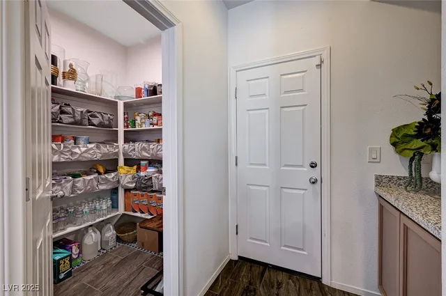 $557,500 | 8164 Golden Cholla Avenue, Las Vegas, NV 89179