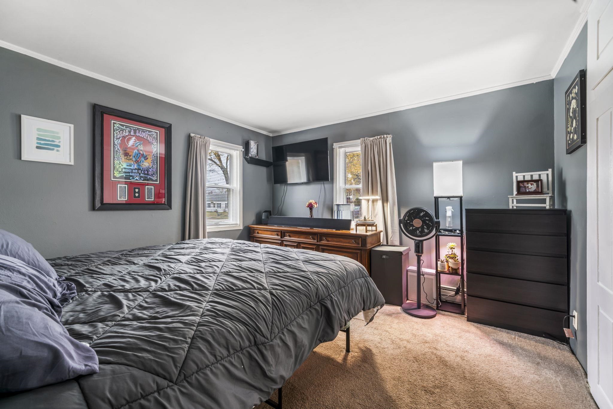 95 Medford Street Manchester, NH 03109 - Photo 24 of 34