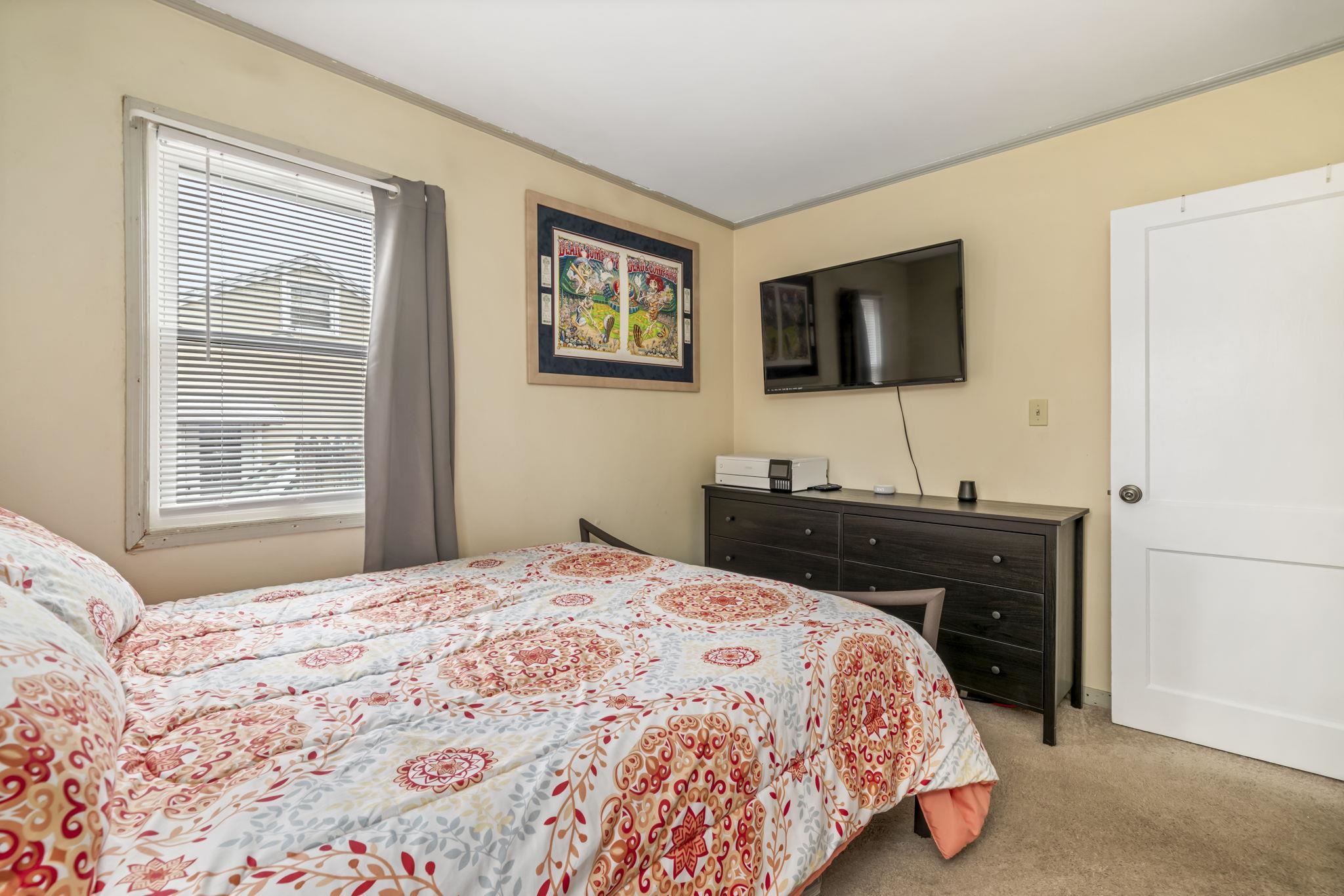 95 Medford Street Manchester, NH 03109 - Photo 29 of 34