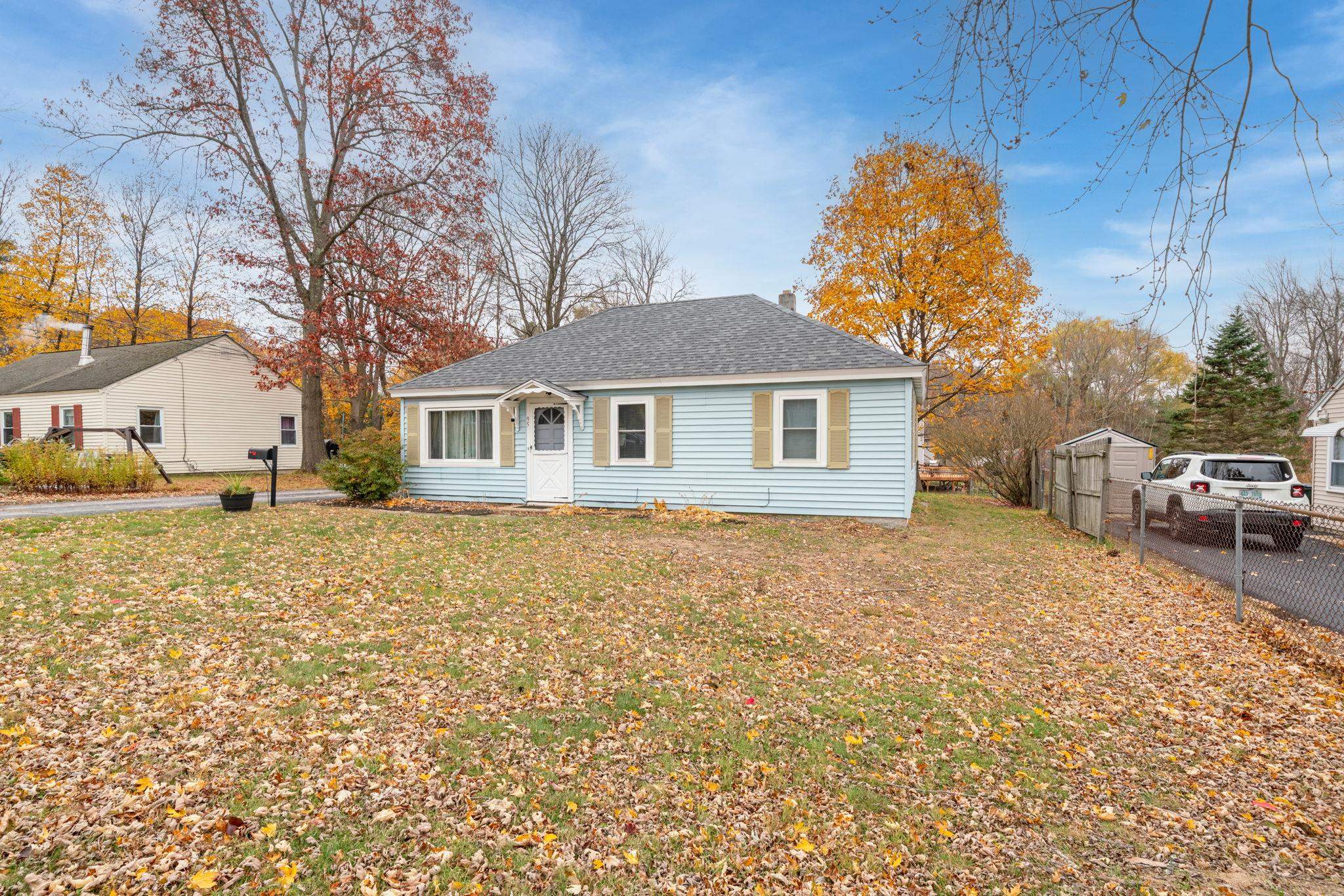 95 Medford Street Manchester, NH 03109 - Photo 5 of 34