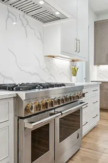 $5,500,000 | 1323 Harding Place, Nashville, TN 37215