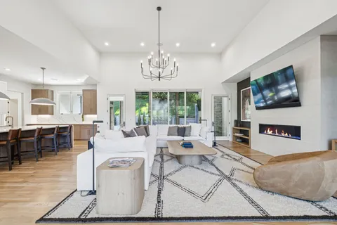 $5,500,000 | 1323 Harding Place, Nashville, TN 37215