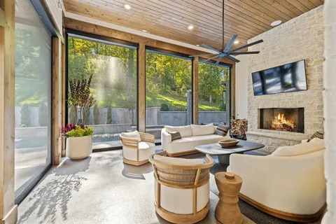 $5,500,000 | 1323 Harding Place, Nashville, TN 37215