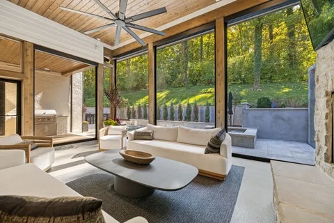 $5,500,000 | 1323 Harding Place, Nashville, TN 37215