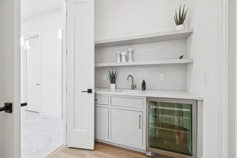 $5,500,000 | 1323 Harding Place, Nashville, TN 37215