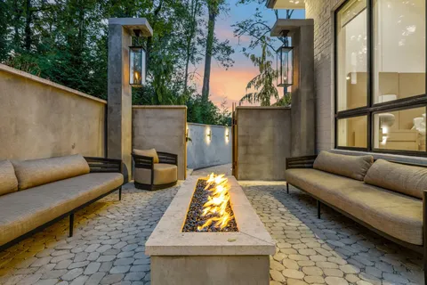 $5,500,000 | 1323 Harding Place, Nashville, TN 37215