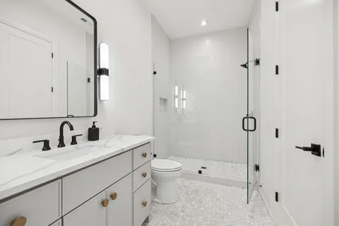 $5,500,000 | 1323 Harding Place, Nashville, TN 37215