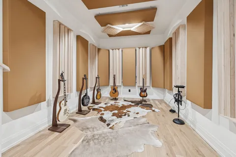 $5,500,000 | 1323 Harding Place, Nashville, TN 37215