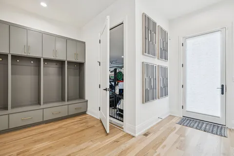 $5,500,000 | 1323 Harding Place, Nashville, TN 37215