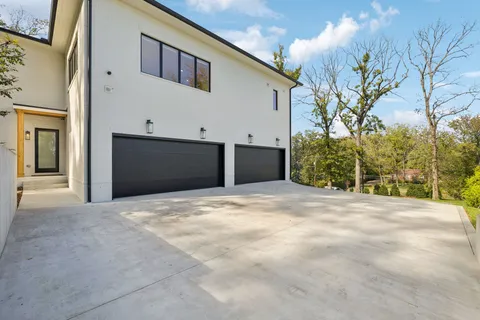 $5,500,000 | 1323 Harding Place, Nashville, TN 37215