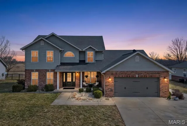 $475,000 | 112 Liederkranz Lane, Millstadt, IL 62260