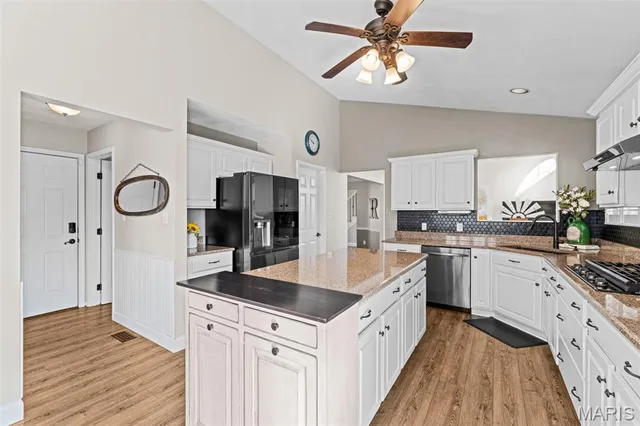 $475,000 | 112 Liederkranz Lane, Millstadt, IL 62260