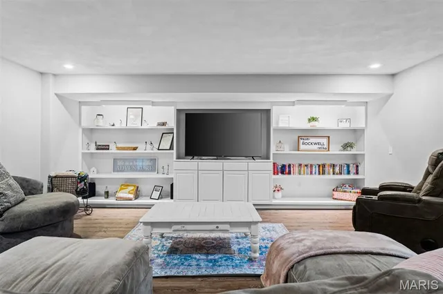 $475,000 | 112 Liederkranz Lane, Millstadt, IL 62260