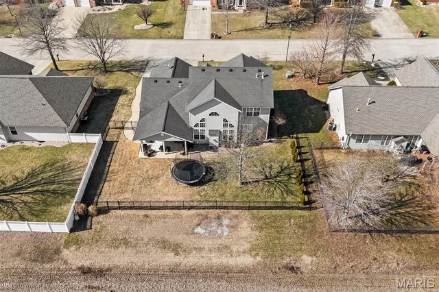 $475,000 | 112 Liederkranz Lane, Millstadt, IL 62260