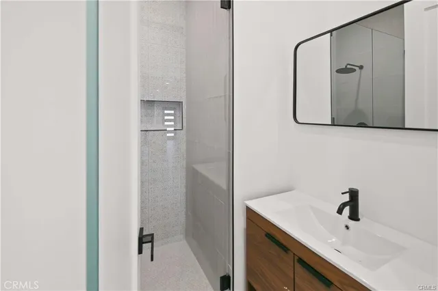 $1,500,000 | 7842 Lasaine Avenue, Northridge, CA 91325