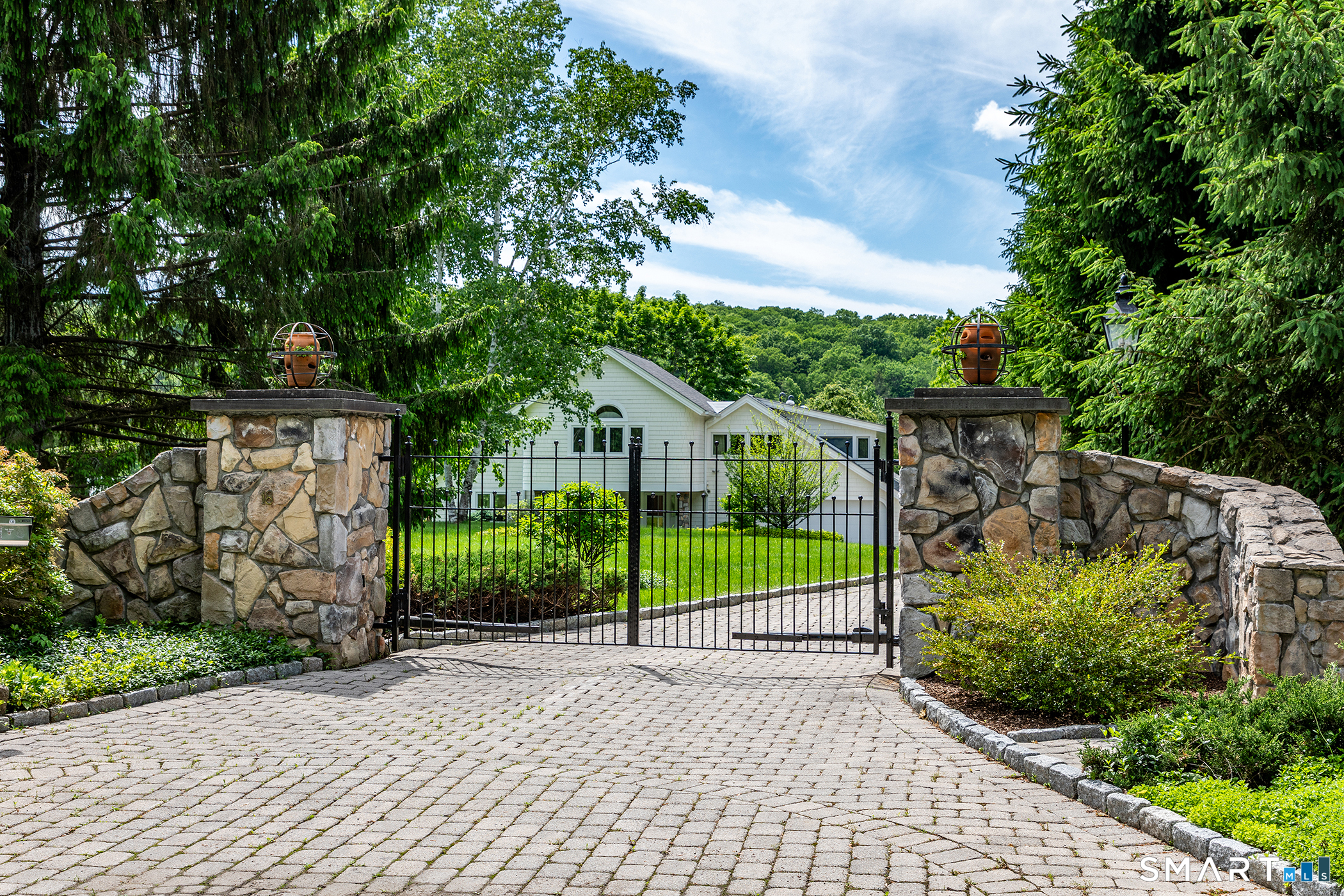 18 Arrow Point Road Warren, CT 06777 - Photo 2 of 36