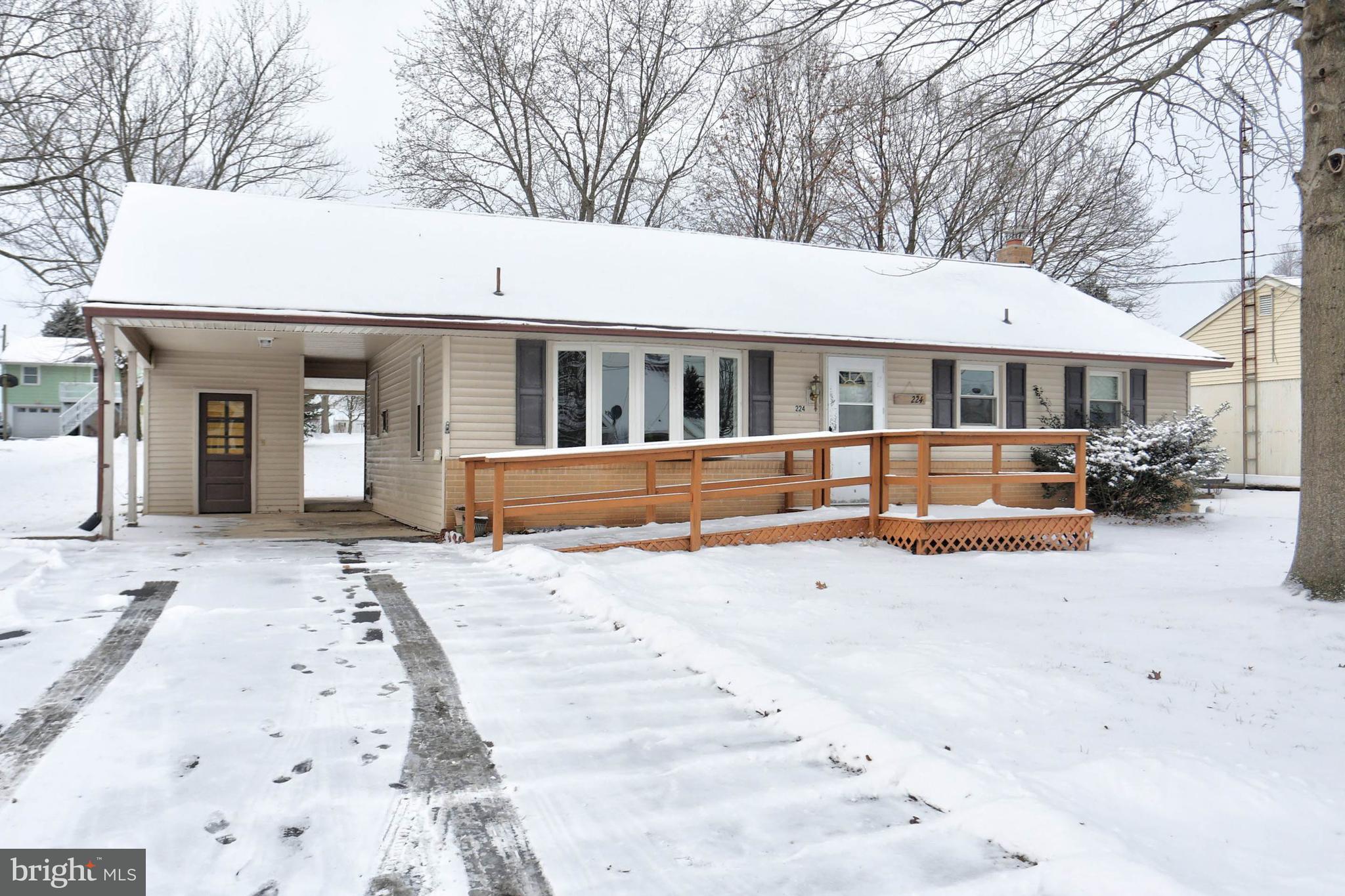 224 Colebrook Road Elizabethtown, PA 17022 - Photo 1 of 27 Gallery Image 1