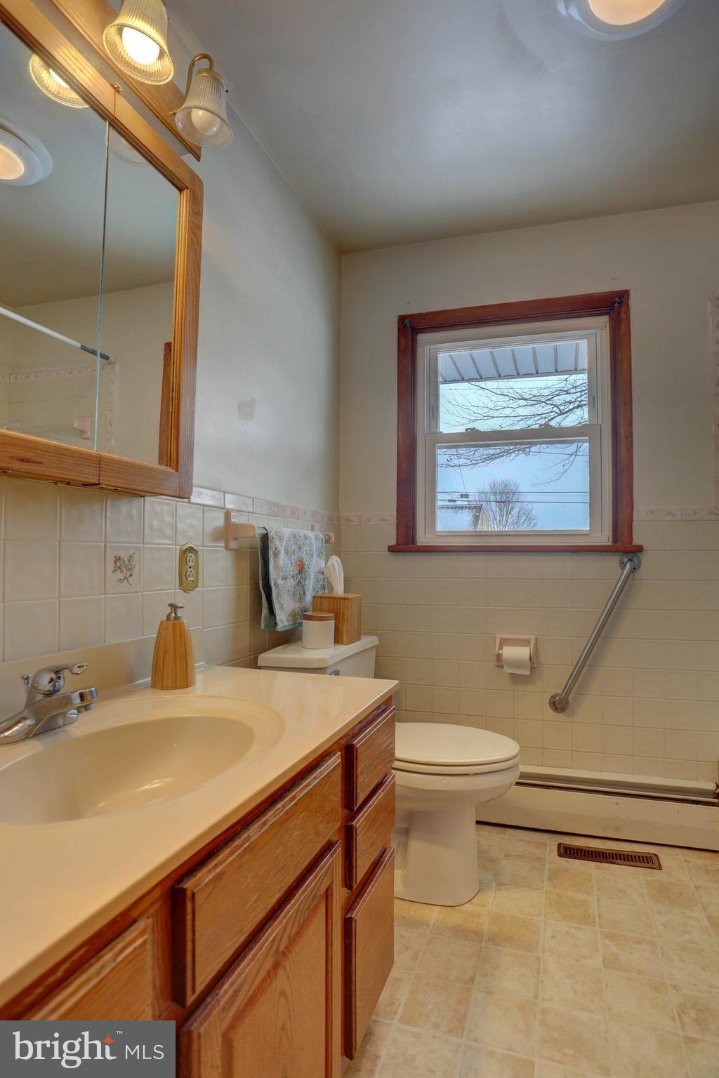 224 Colebrook Road Elizabethtown, PA 17022 - Photo 13 of 27 Gallery Image 13