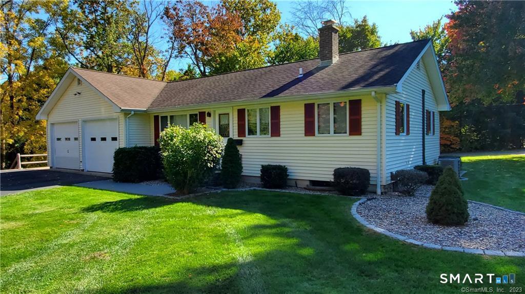 32 Fernridge Road West Hartford, CT 06107 - Photo 2 of 22 Gallery Image 2