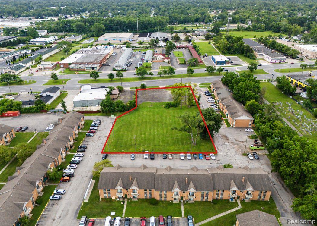 26156 Michigan Avenue Inkster, MI 48141 - Photo 2 of 18 2.jpg