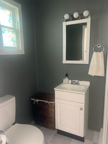 $299,900 | 225 North Center Street, Plainfield, IN 46168