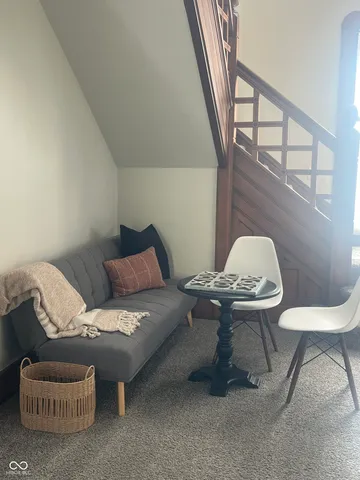 $299,900 | 225 North Center Street, Plainfield, IN 46168