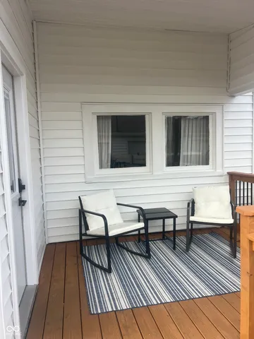 $299,900 | 225 North Center Street, Plainfield, IN 46168