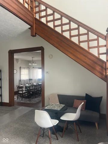 $299,900 | 225 North Center Street, Plainfield, IN 46168