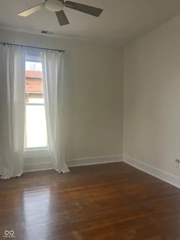 $299,900 | 225 North Center Street, Plainfield, IN 46168