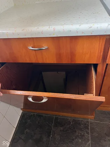 $299,900 | 225 North Center Street, Plainfield, IN 46168